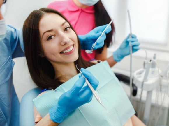 Implantološke dentalne nadoknade i iskustva pacijenata